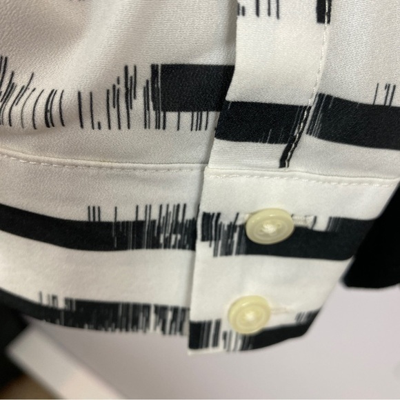 Calvin Klein Classic Contemporary Striped Viscose Blend Blouse Large Black White - Picture 12 of 14